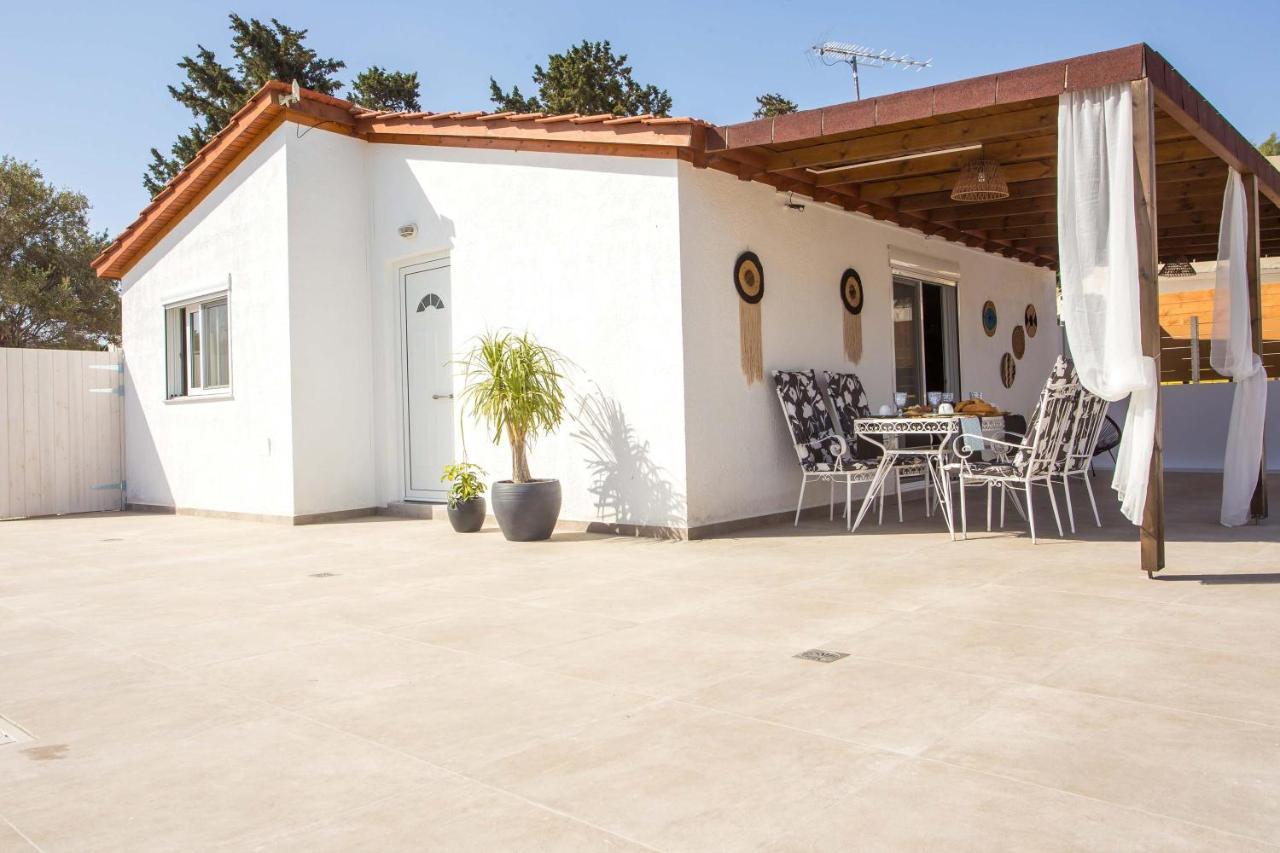 Platanos House *